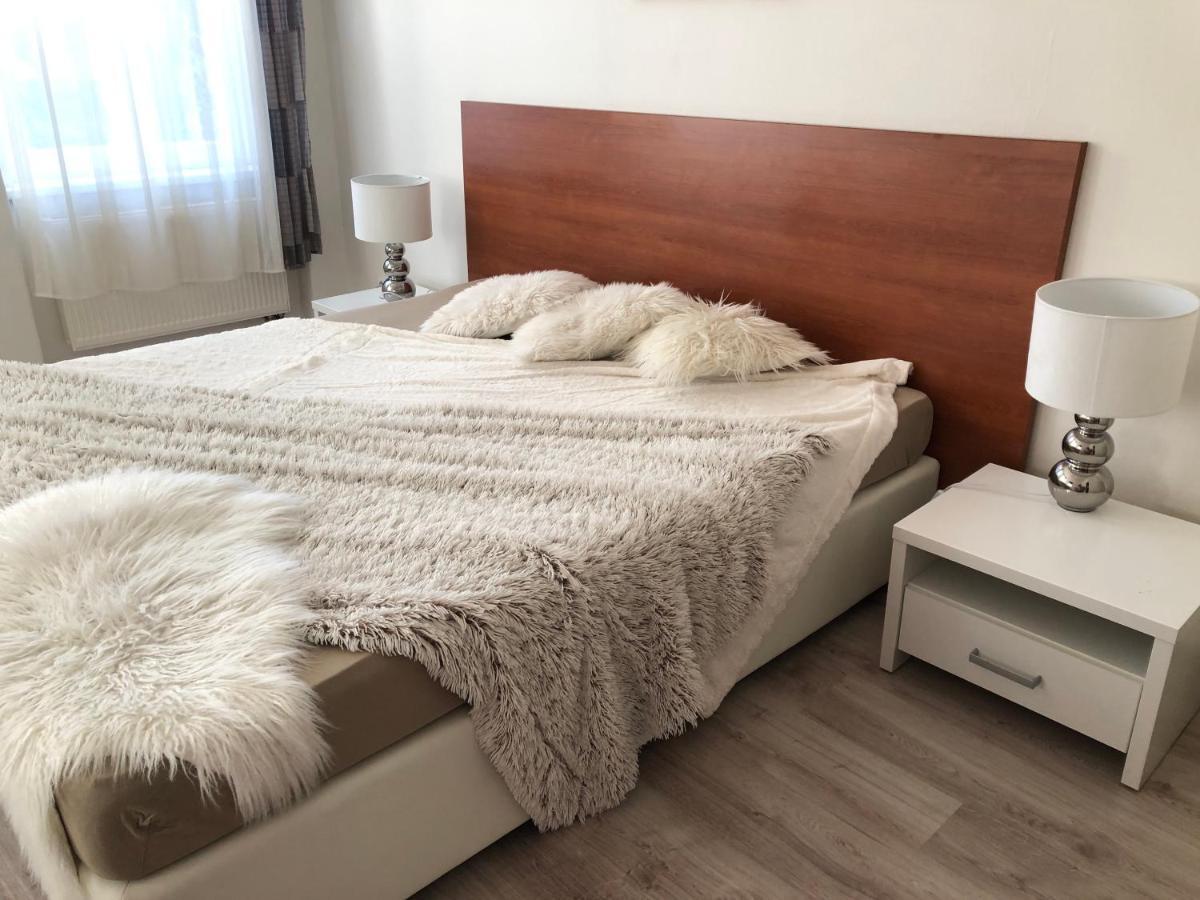 Apartmany Galeta Karlovy Vary Exterior photo